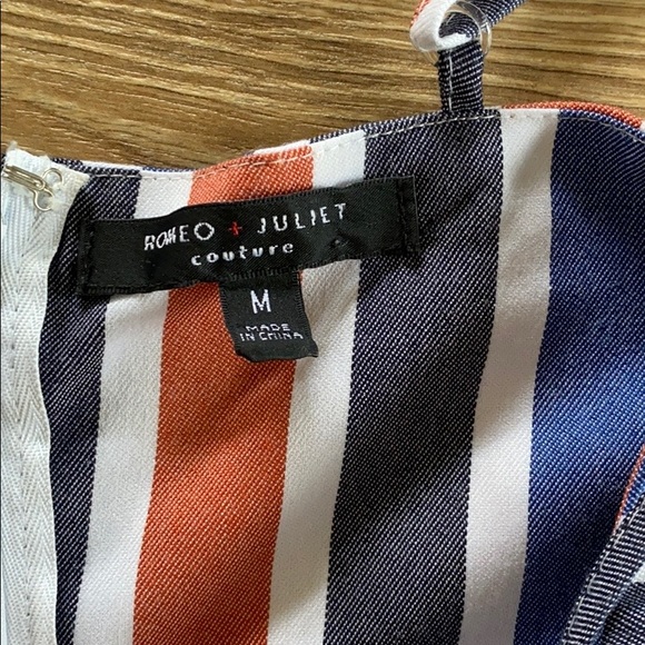 🔹SOLD Romeo & Juliet Wide Leg Jumpsuit 🔹 - Picture 7 of 8